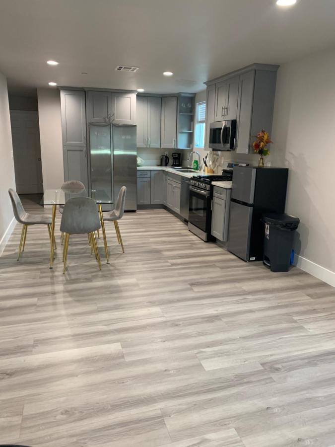 Private Room In New Appartment With Full Bath 洛杉矶 外观 照片