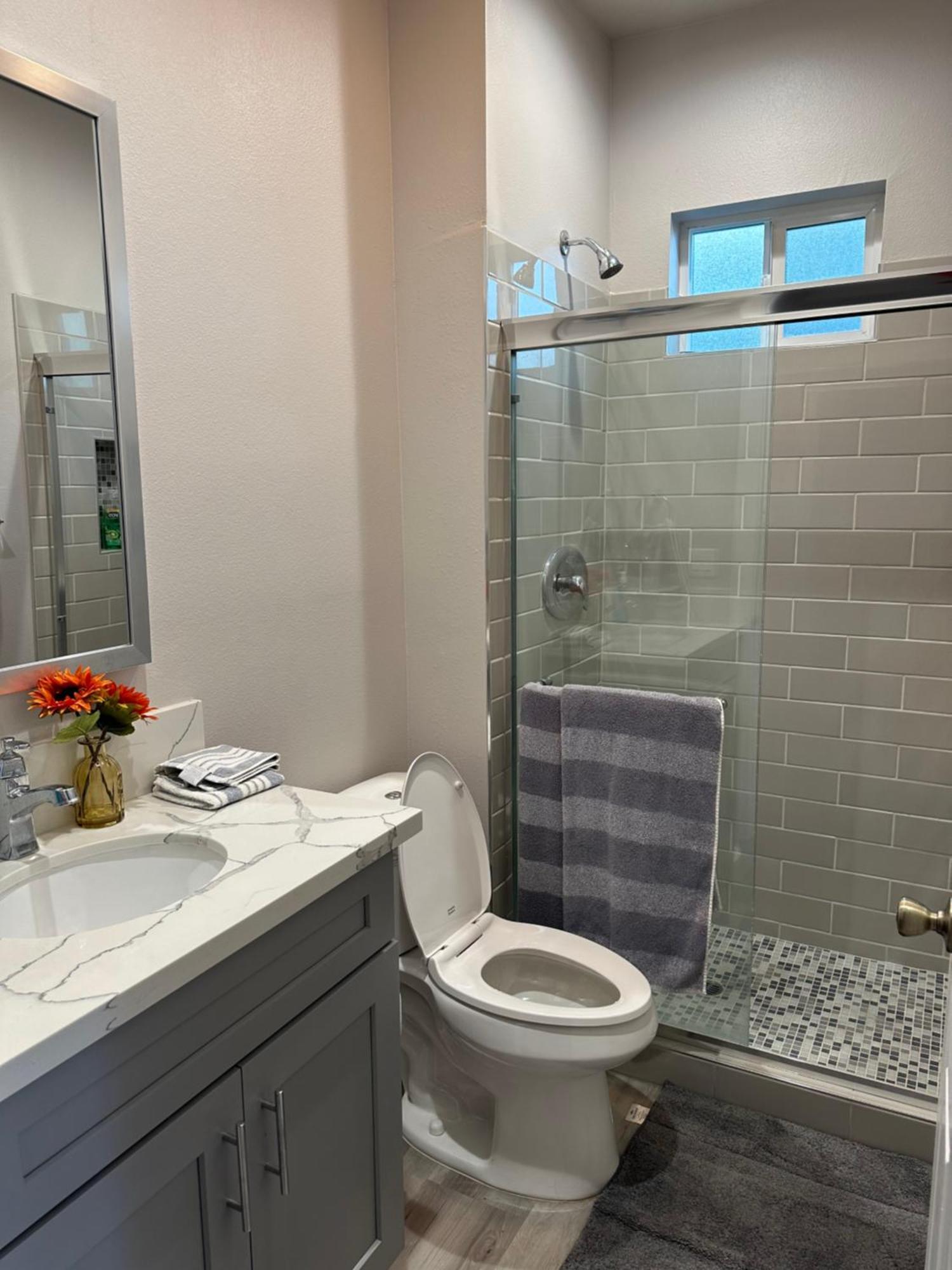 Private Room In New Appartment With Full Bath 洛杉矶 外观 照片