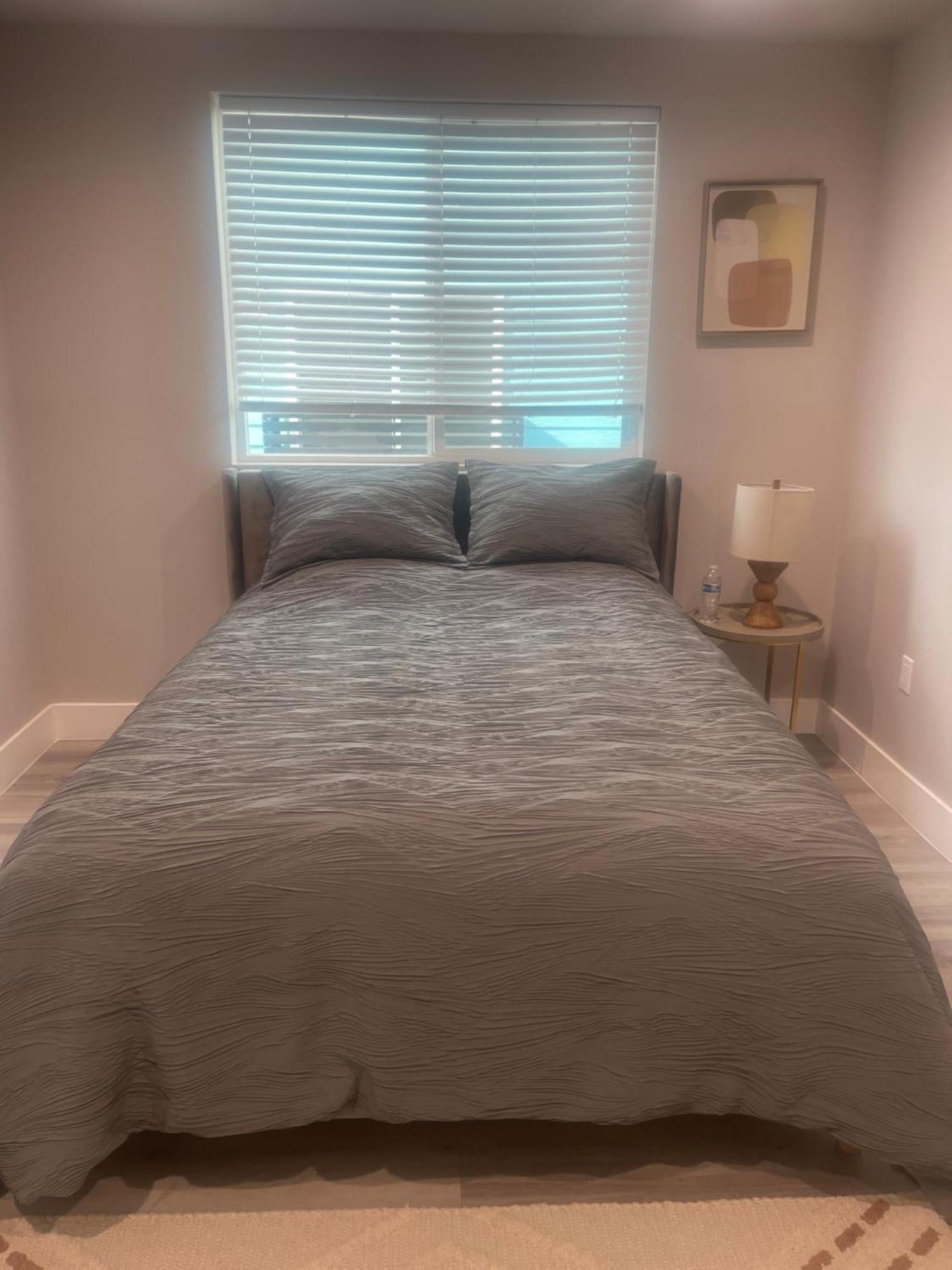 Private Room In New Appartment With Full Bath 洛杉矶 外观 照片
