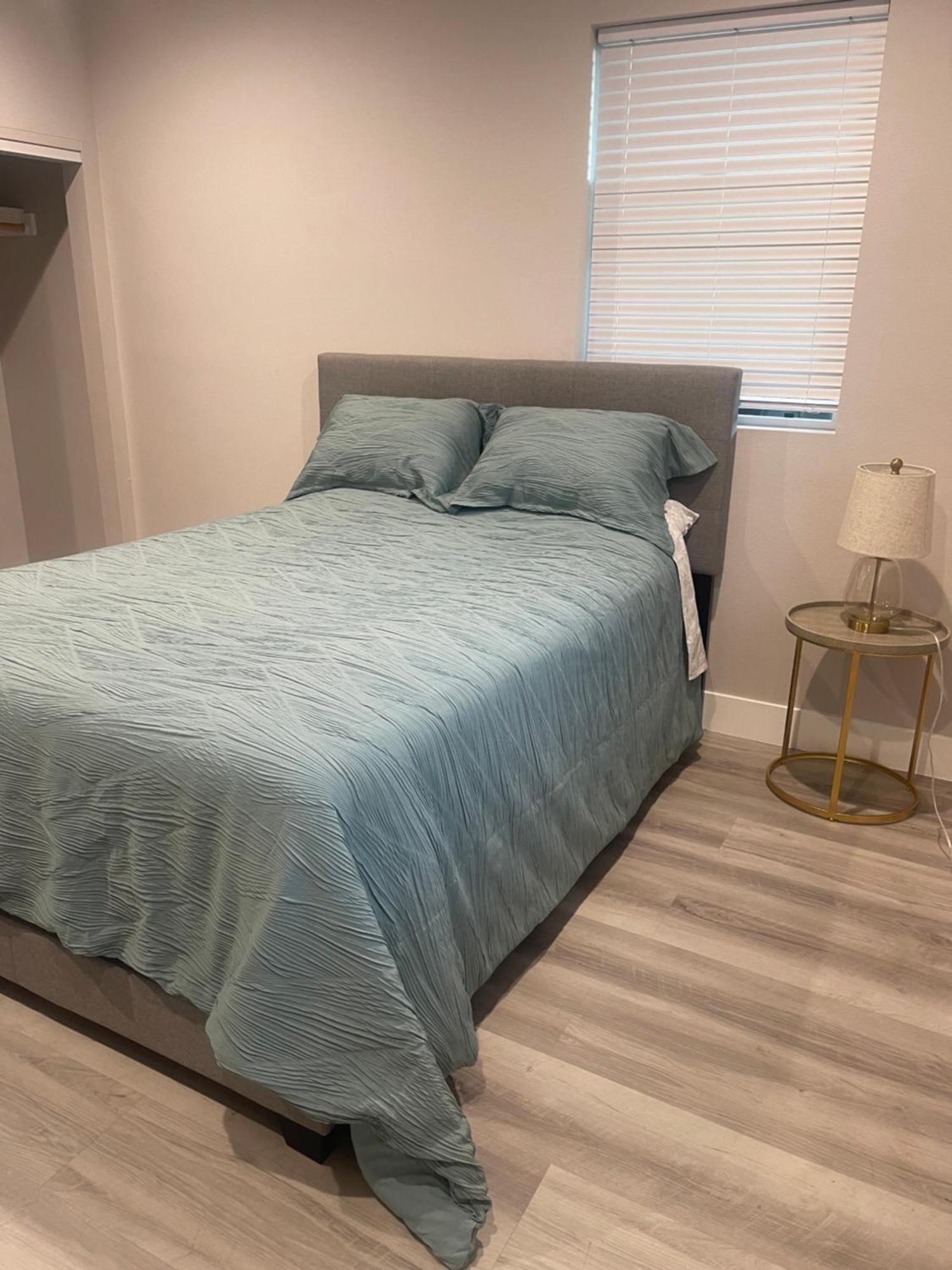 Private Room In New Appartment With Full Bath 洛杉矶 外观 照片